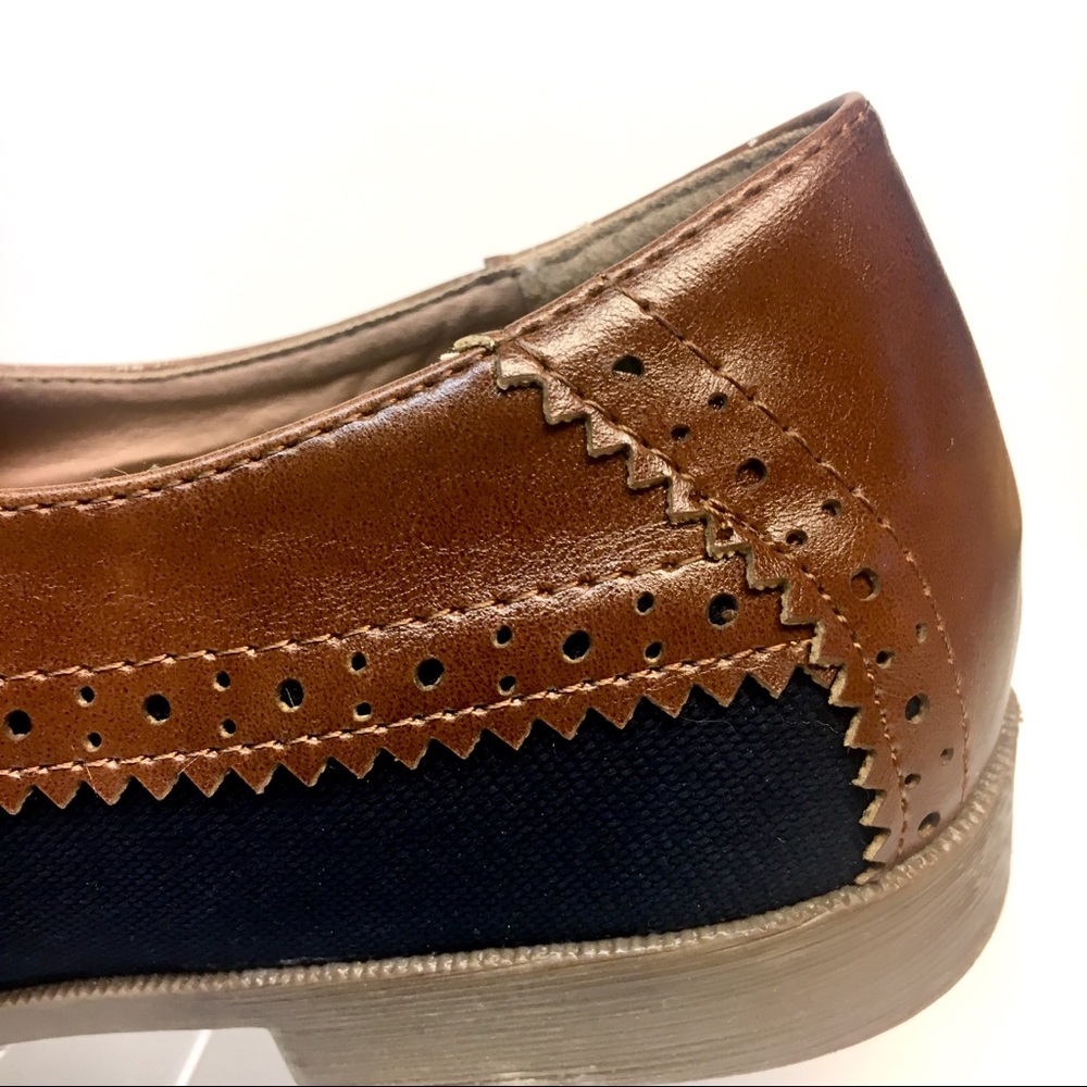 LAST PAIR Navy Brown Brogue Oxford Flats Round Toe - Picture 4 of 5